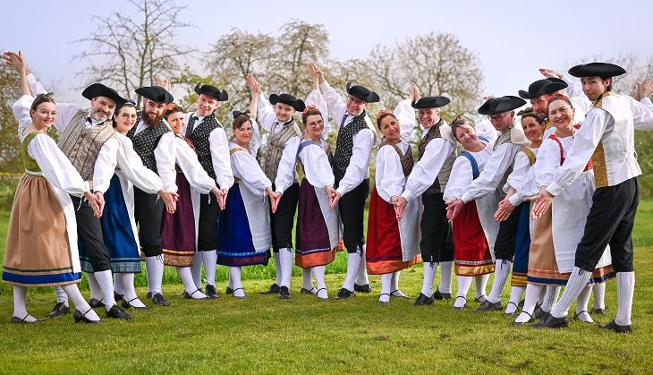 - SOIRÉE FOLKLORIQUE À SELTZ  -  Jeudi 14 août dès 18h au hangar du Stade de foot Saint Etienne, Rue Hollandaise